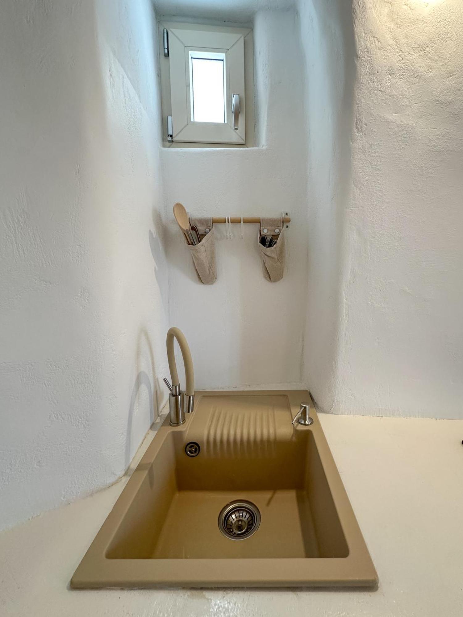 Lythi Kythnos Apartamento Exterior foto