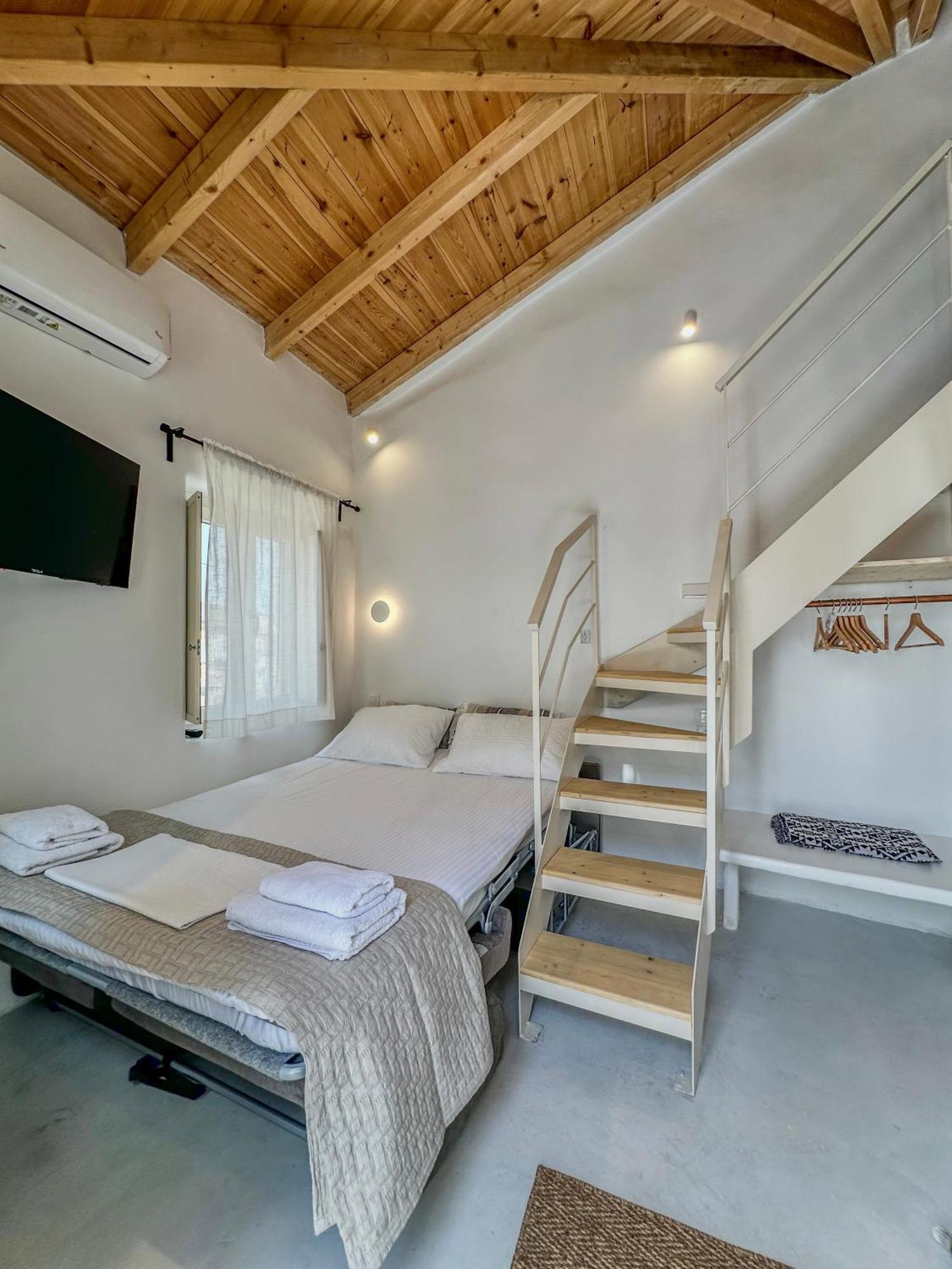 Lythi Kythnos Apartamento Exterior foto